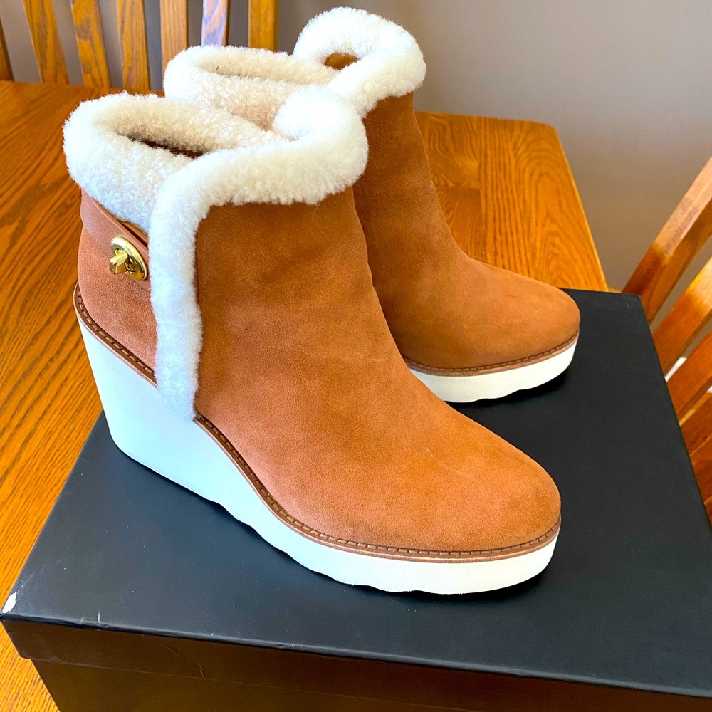 Faux fur 9.5 Coach suede booties